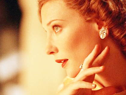 Cate Blanchett  as Katharine Hepburn .